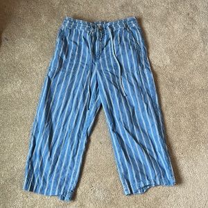 Chambray cropped pants with white stripe